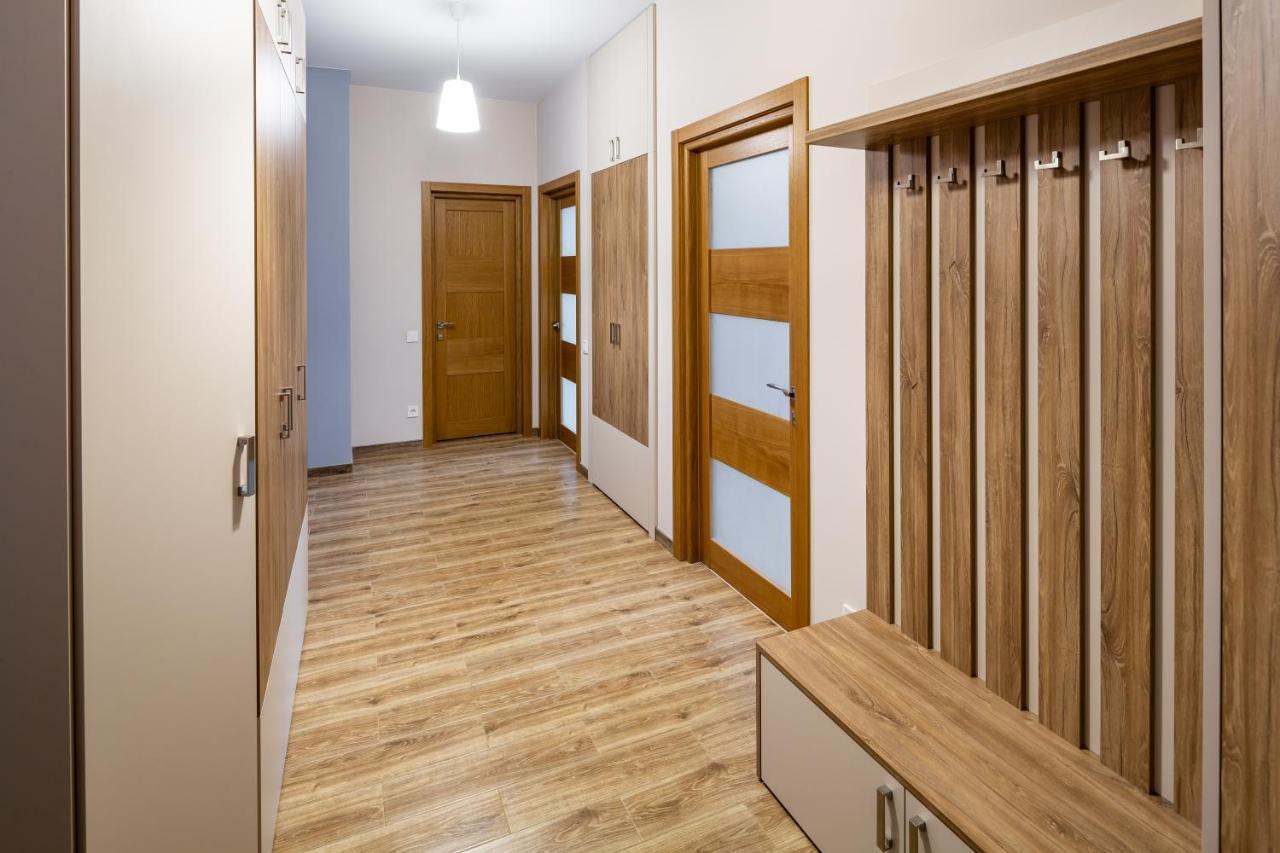 Romari Гнатюка 3 Apartman Lviv Kültér fotó